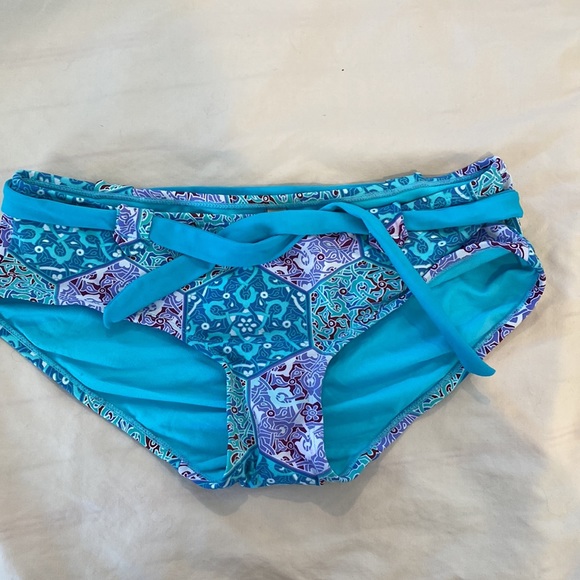 American Eagle Blue Multi Floral Ruffle Bikini Set SZ S - Picture 4 of 9